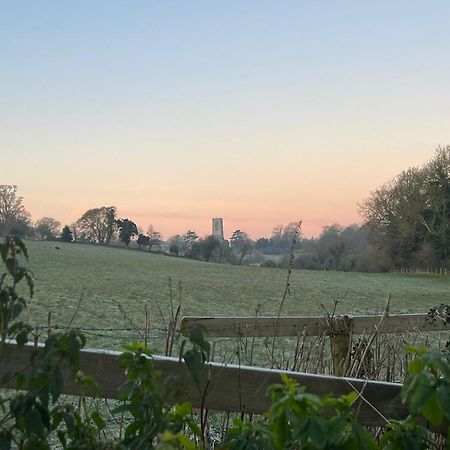فندق Carrick'S At Castle Farm Swanton Morley المظهر الخارجي الصورة