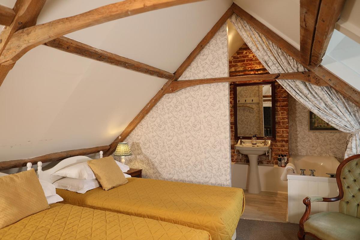 فندق Carrick'S At Castle Farm Swanton Morley المظهر الخارجي الصورة